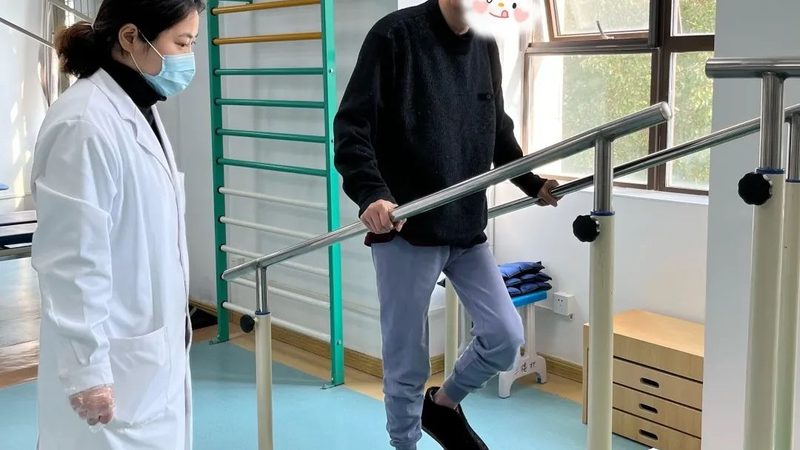 小标题：关注护理服务质量